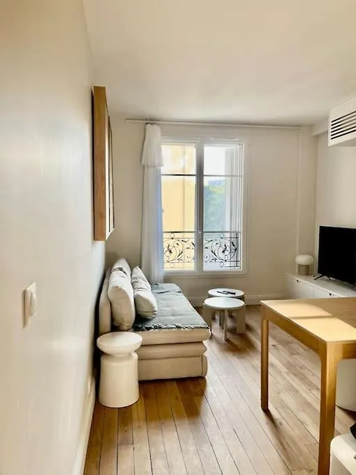 Appartement Paris 15 Porte De Versailles